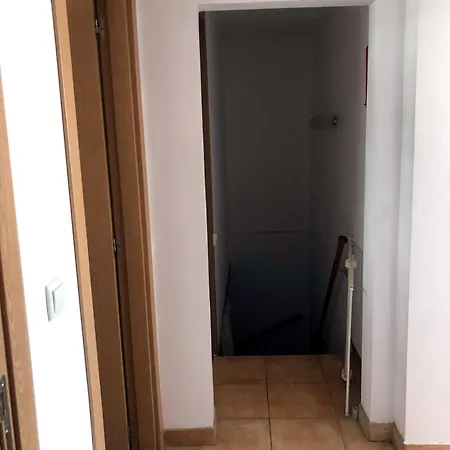 Near Ocean Rua Alves Correia