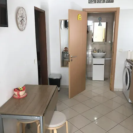 Near Ocean Rua Alves Correia * אלבופיירה