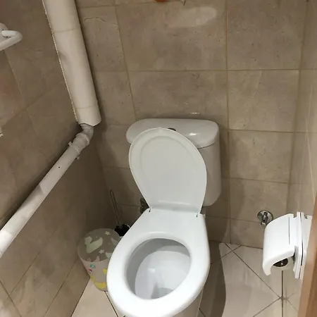 Near Ocean Rua Alves Correia